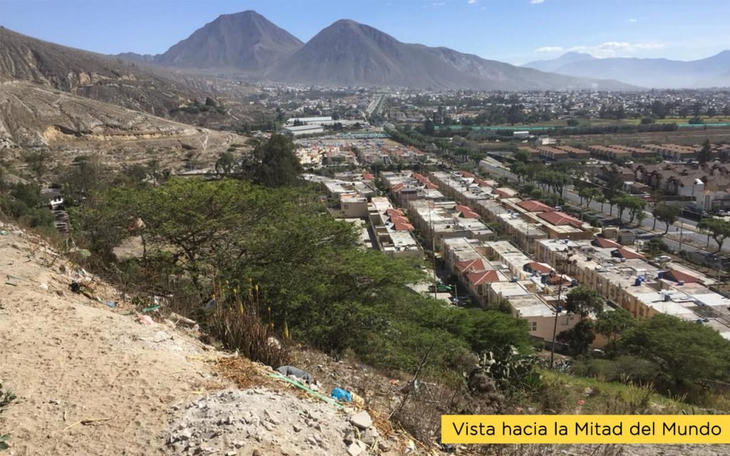 terreno en venta via mitad del mundo quito ecuador